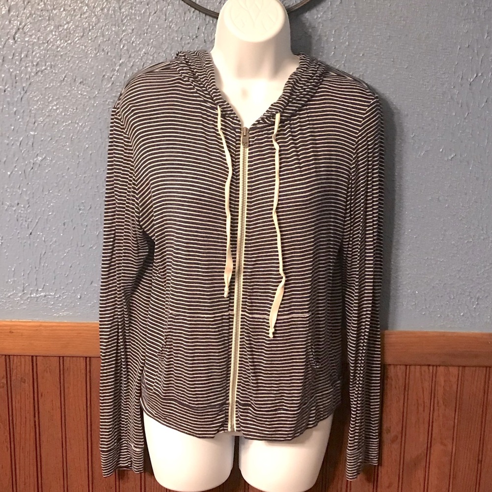 AE | Zip Up Hoodie